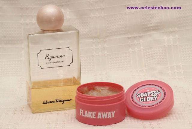 soap-and-glory-flake-away-and-shower-gel
